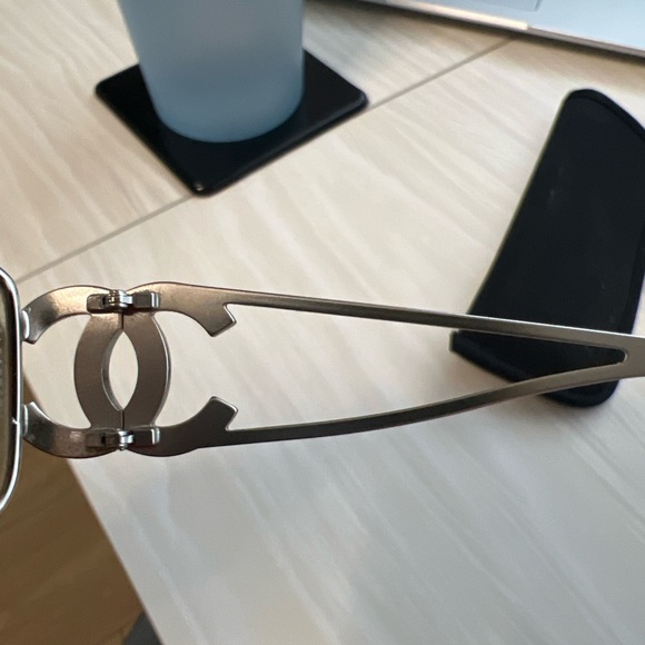 Chanel CC Logo Rimless Sunglasses / Glasses Y2K Crystal Logo Silver Frame - Picture 8 of 12